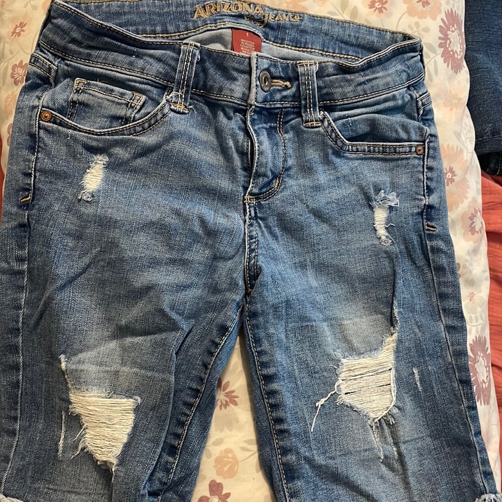 Arizona brand size 1 Juniors jean shorts